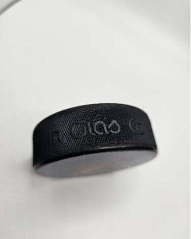 ATLANTA THRASHERS NHL LICENSED PUCK Made In SLOVAKIA by VEGUM MFG. + INGLASCO VINTAGE