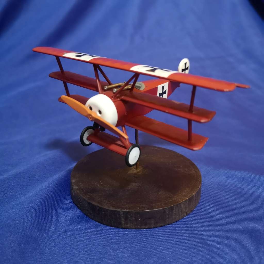 Fokker DR.1 (DR.I) Red Baron Triplane 1/63 Scale Vintage Diecast Model