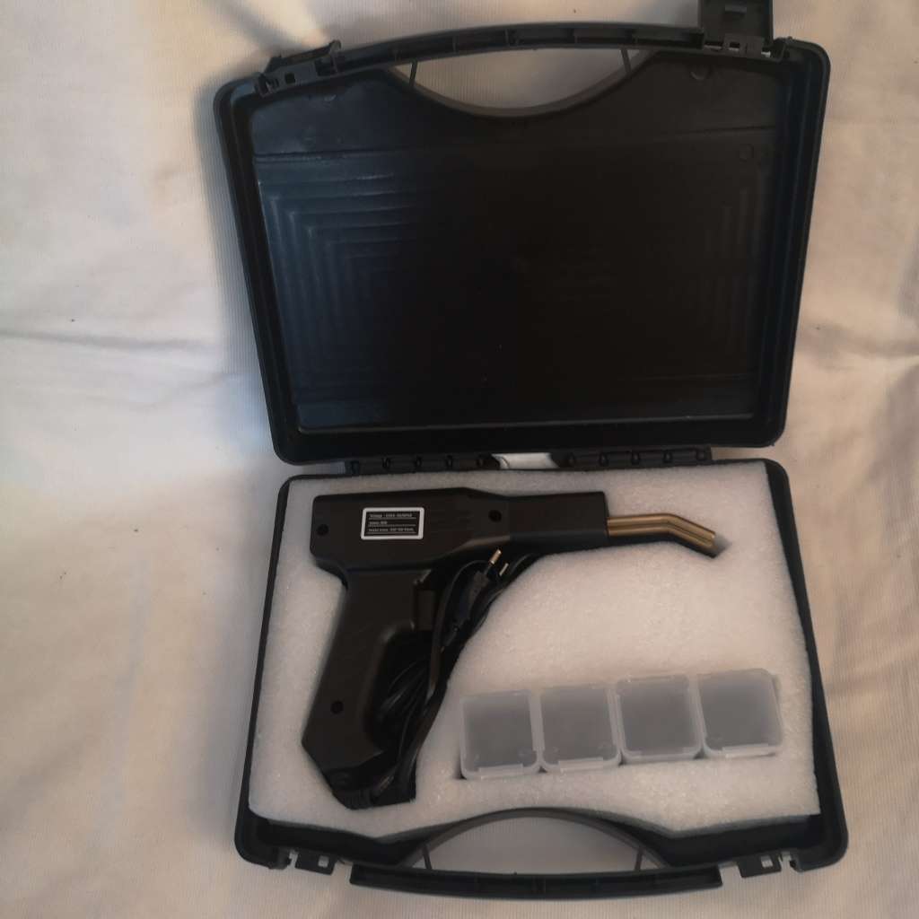 Plastic Welding Machine Car Bumper Repair Kit. 50W Hot Stapler  Repairing Machine