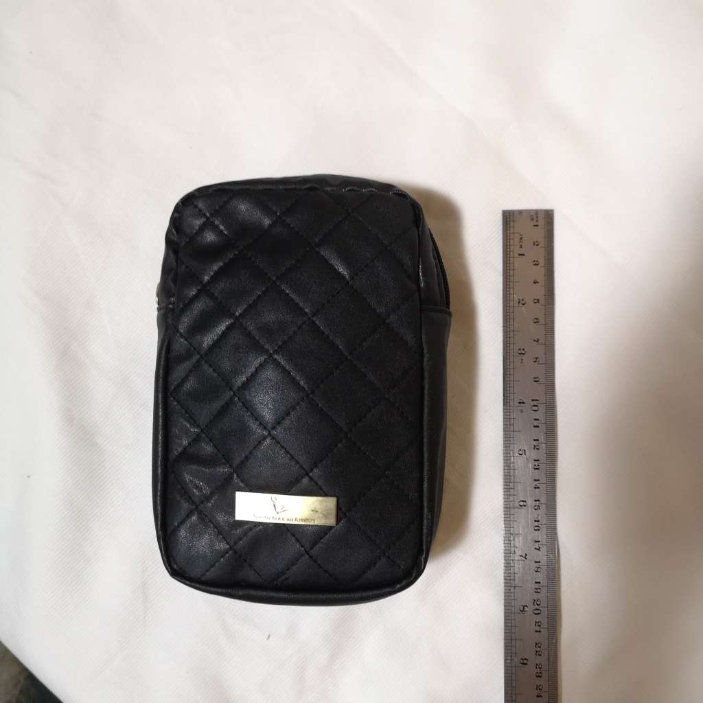 South African Airways business amenity kit bag only.
