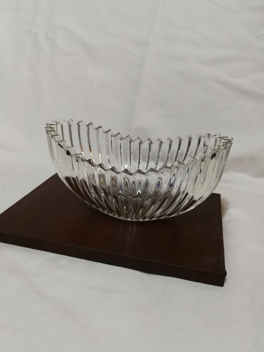 Vintage `Sowerby` heavy sawtooth ribbed glass fruit bowl