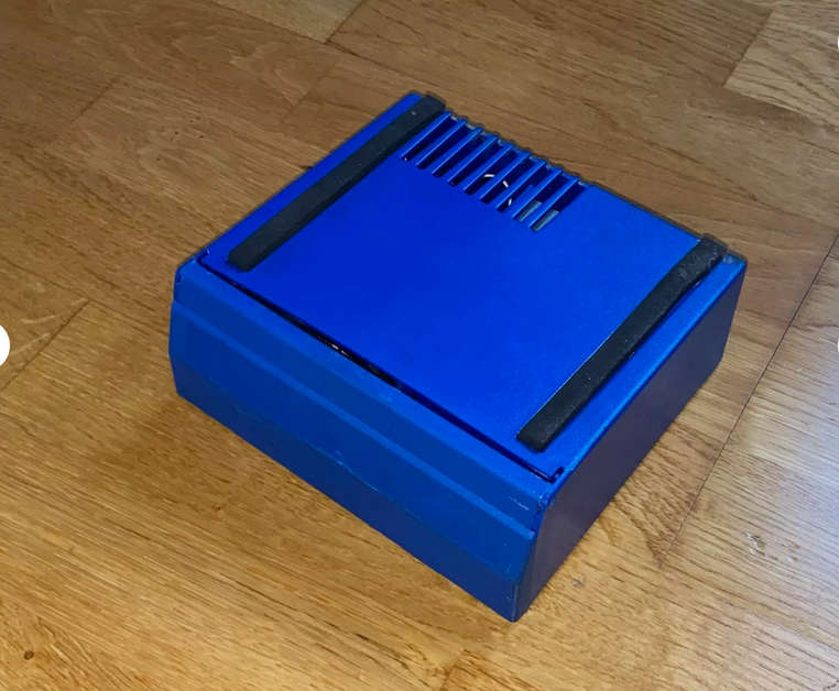 VW AUDI EMERGENCY TIRE WHEEL AIR COMPRESSOR PUMP. Original part number 8D0 012 615B