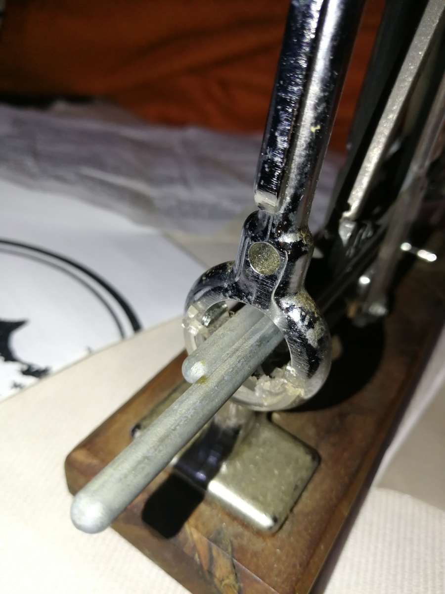 Vintage WARTHOG V-Sharp Diamond Knife Sharpener