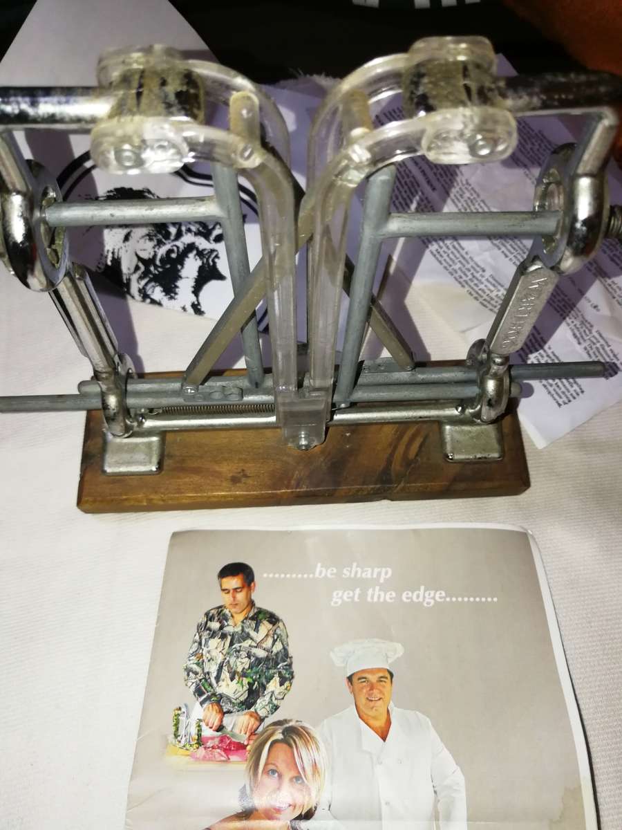 Vintage WARTHOG V-Sharp Diamond Knife Sharpener