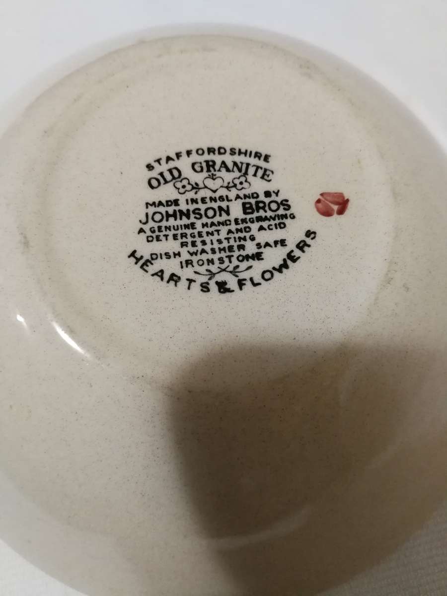 Johnson Bros England Hearts & Flowers 6 3/8in Cereal Bowl Old Granite Ironstone