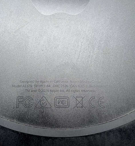 APPLE USB SuperDrive A1379 CD-DVD Drive/Rewriter In Silver Aluminium