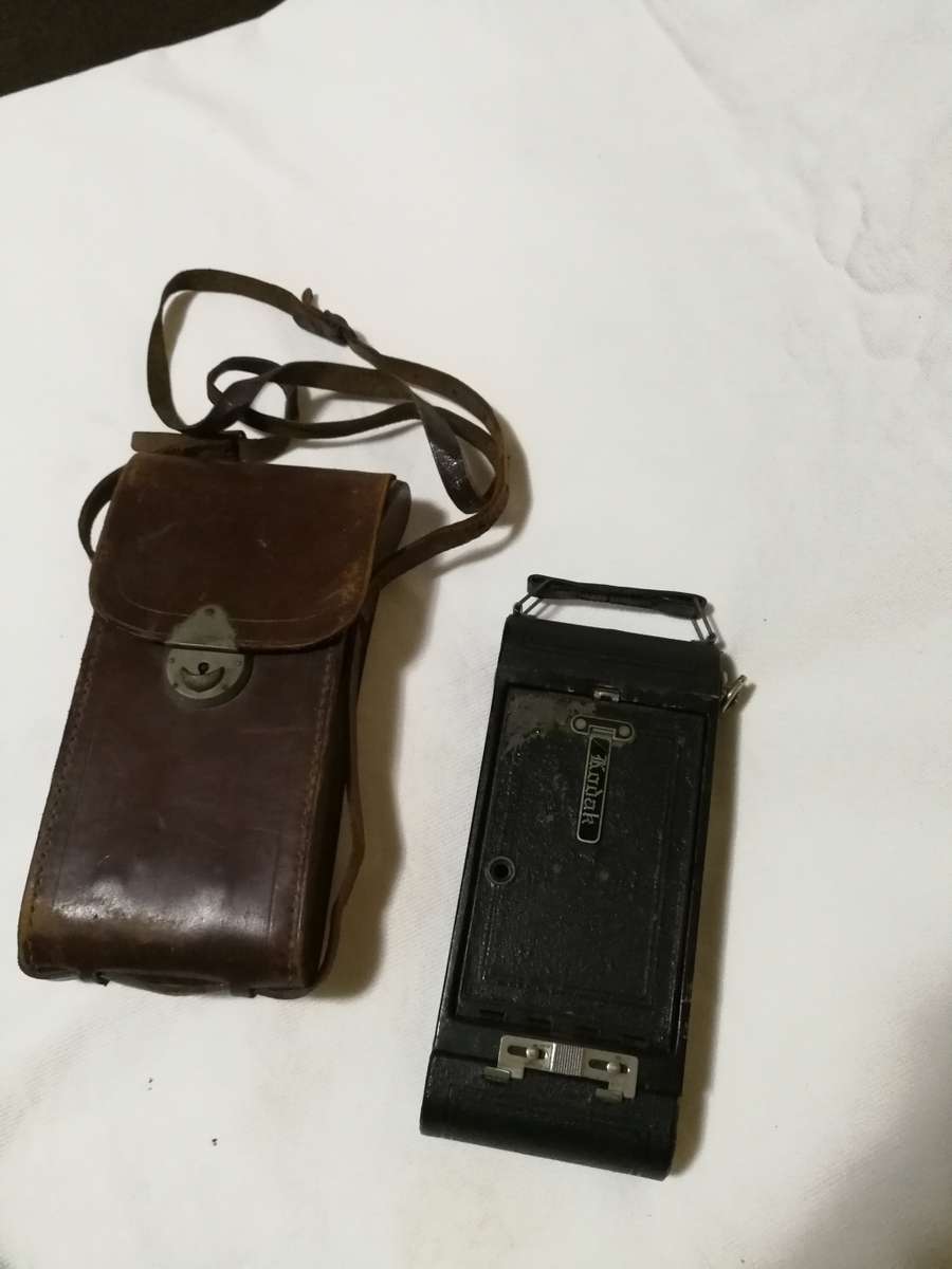 Kodak No.1A Pocket Autographic 116 Rollfilm Folding Camera 9x12. Made in USA by Eastman Kodak co.