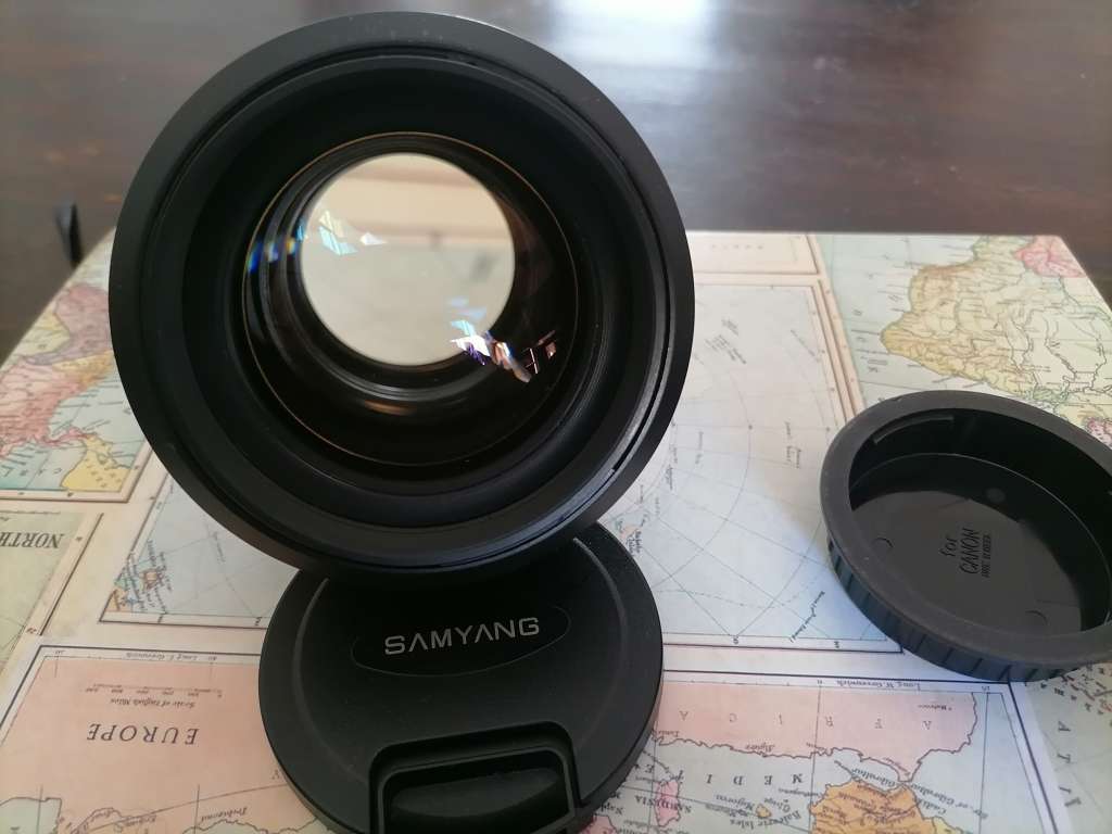 Samyang 85mm f1.4 ef mount