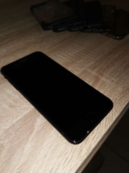 iPhone 7 Plus 256GB with extra protective covers