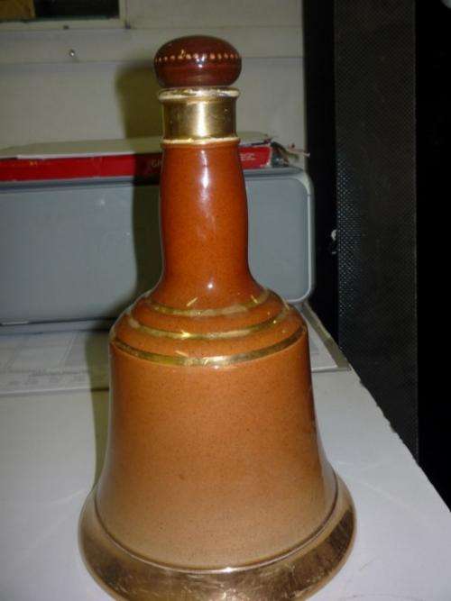 LARGE BELLS WHISKY DECANTER (ROYAL DOULTON) - NO LABELS