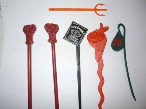 SWIZZLE STICKS - AMARULA CREAM, JACK DANIELS, KAHLUA, J+B  AND UNION CASTLE COCKTAIL FORK