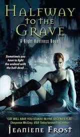 Jeaniene Frost - Halfway To The Grave (Softcover)