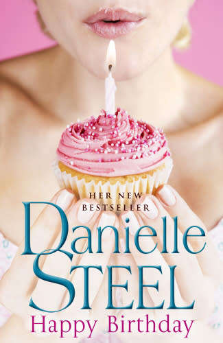 Danielle Steel - Happy Birthday (Hardcover)