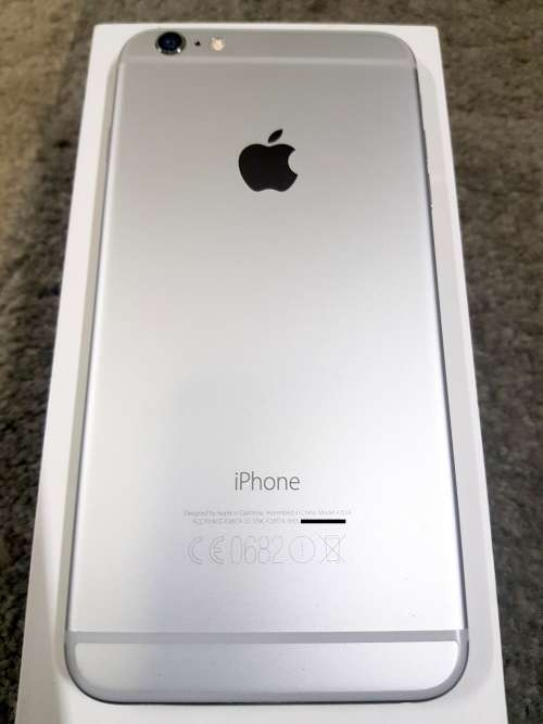 iPhone 6 Plus 16Gb with Accessories