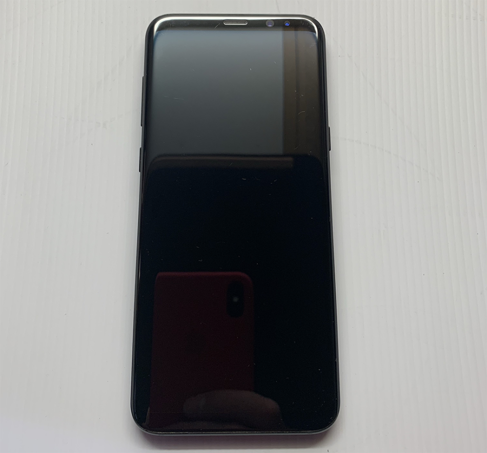 Samsung Galaxy S8+ & Samsung Wireless Charger