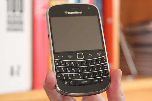 Blackberry Bold Touch 9900 (Please read)