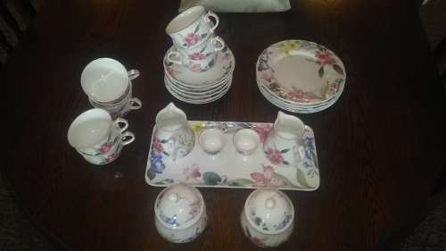 Villeroy Boch Tea Set - Flora Bella Collection