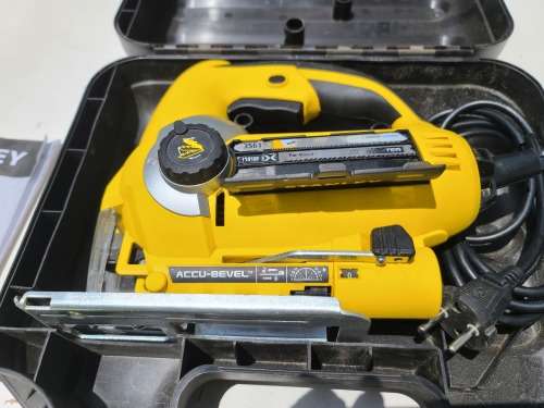 Clearance: Stanley 600W Jigsaw