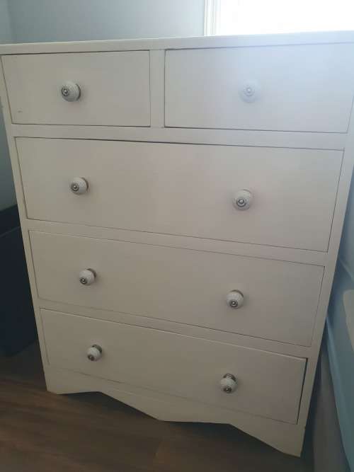 Clearance: Chest of Drawers / Compactum
