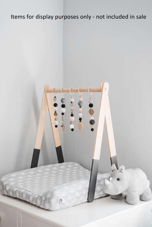 Clearance: Chest of Drawers / Compactum