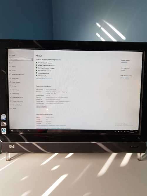 HP Touch-P8400 On Auction Now!!!!! Bid start at R1.00