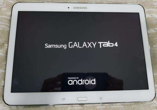 Samsung Galaxy tab4 10inc on Auction now!!! bid Starts at R1.00
