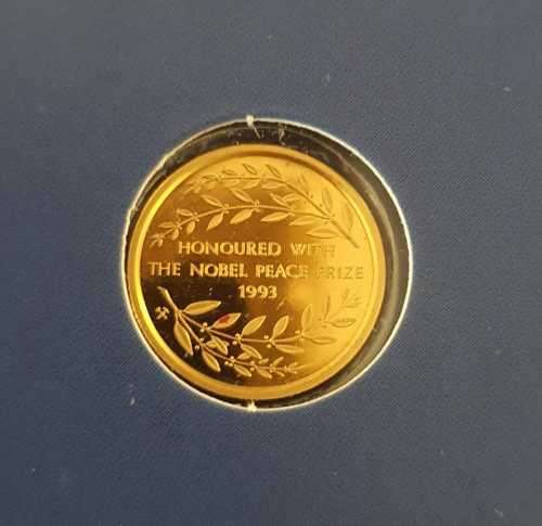 Nelson Mandela NOBEL PEACE LAUREATE 1993 COMMEMORATIVE MEDAL on Auction Now!!!