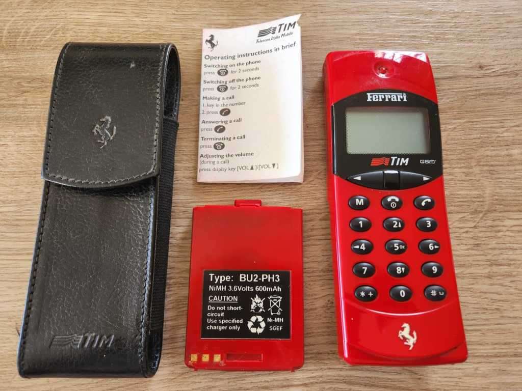 Hagenuk Official Ferrari F10 cellphone