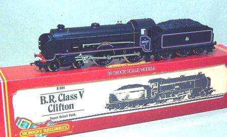 Hornby "00" Scale  - R.084 Locomotive BR Schools Class Clifton