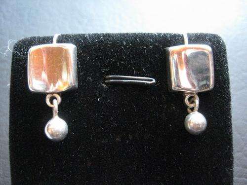 A Stunning pair of Solid Sterling Silver Earrings