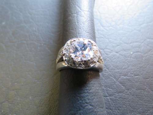 A Beautiful Sterling Silver Ring