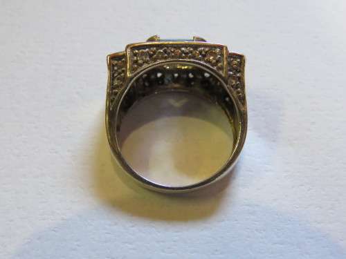 Stunning Sterling Silver Ring with a Blue Stone