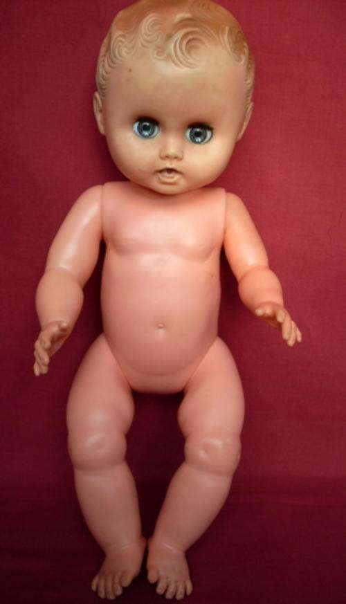 OLD DOLL HEIGHT 37 CM THE ONE ARM IS SMALLER THAN THE OTHER ARM