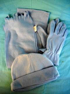 SCARFGLOVES & BEANI NEW