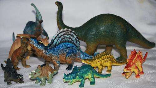 Dinosaur assortment of 10