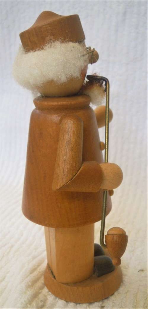 German smoking man, original Erzgebirge (East Germany)