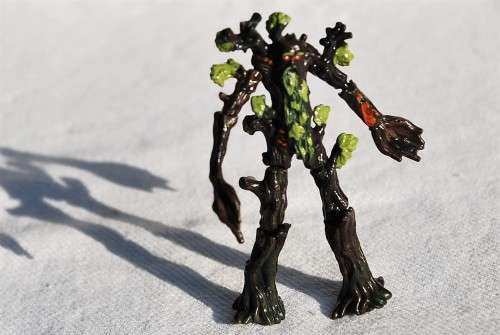 LOR collection of 11 figurines