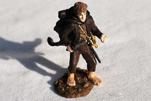 LOR collection of 11 figurines