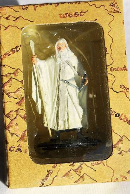 LOR collection of 10 figurines