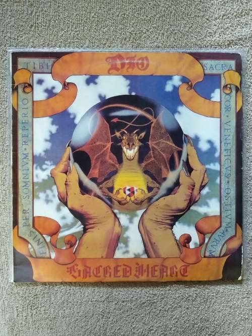Dio - Sacred Heart - SA - 1985 Sleeve VG+  LP EX