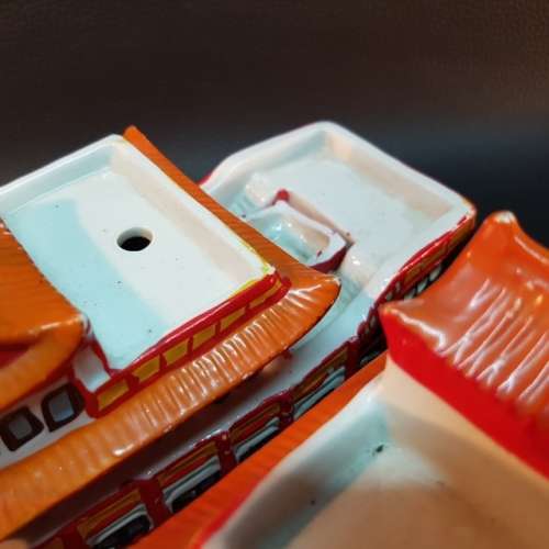 Hand Painted Oriental Porcelain Saki Boats