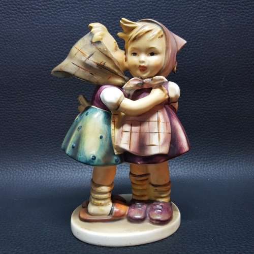 Vintage Hummel German Figurine