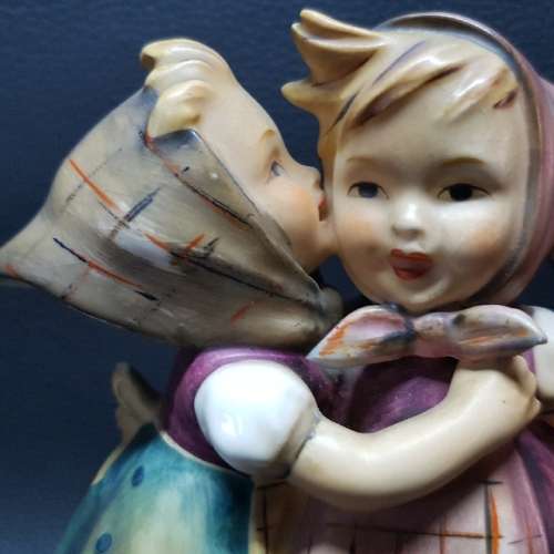 Vintage Hummel German Figurine
