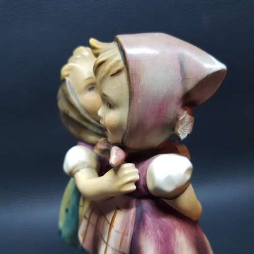Vintage Hummel German Figurine