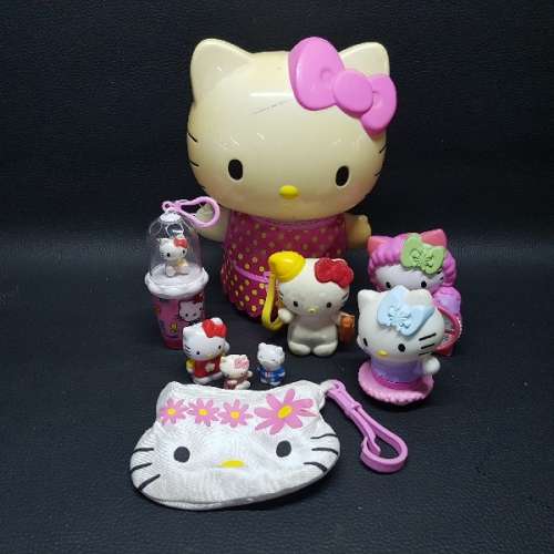 Large Vintage Hard Plastic Hello Kitty Collection!!!