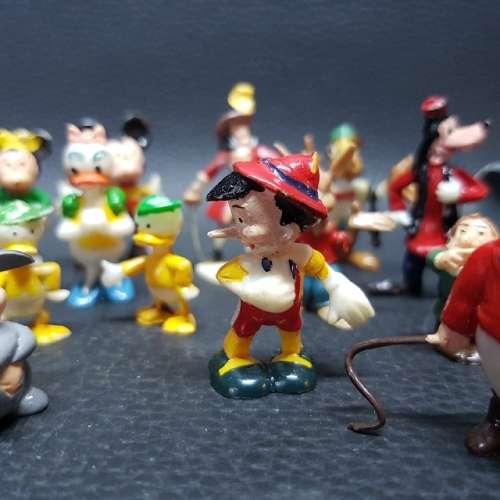 RARE!!! Original Vintage Disney Hard Plastic Miniatures Collection!!!