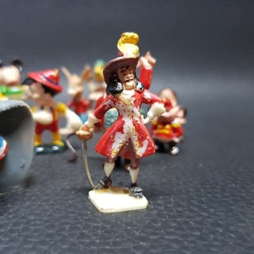 RARE!!! Original Vintage Disney Hard Plastic Miniatures Collection!!!