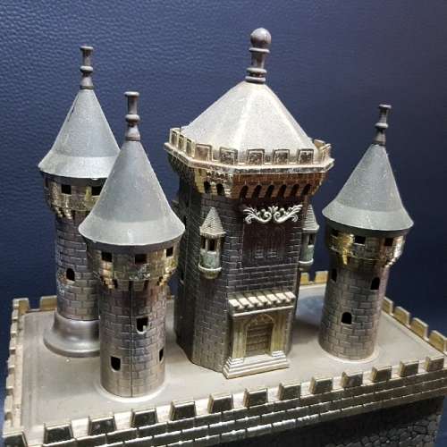 RARE!!! Brass Castle Themed Music Liqueur Decanter and Glass Box!!! (Working)