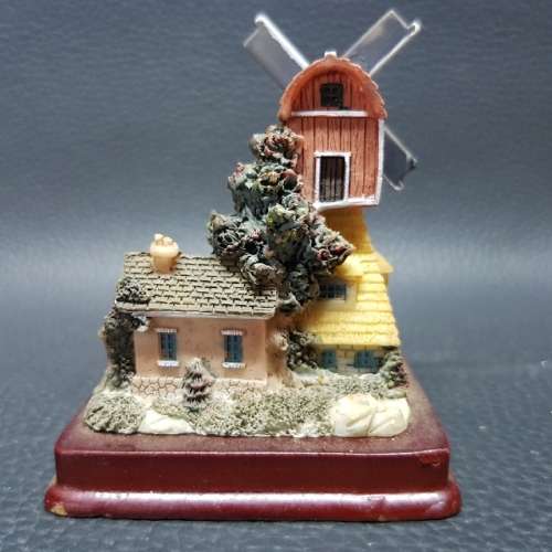 Detailed Dutch Miniature Mill Figure!!!