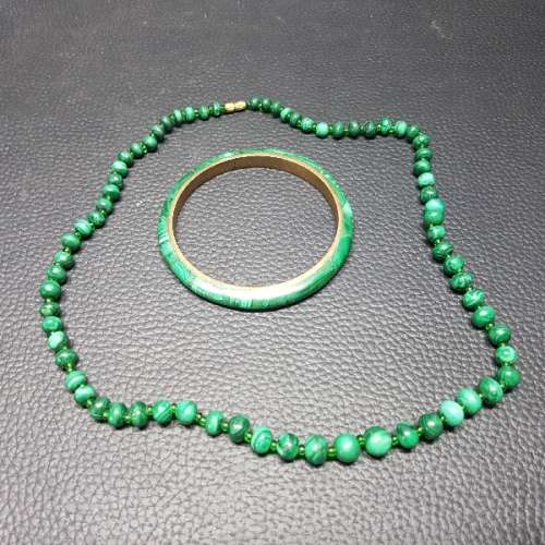 Handcrafted Malachite Necklace and Bracelet